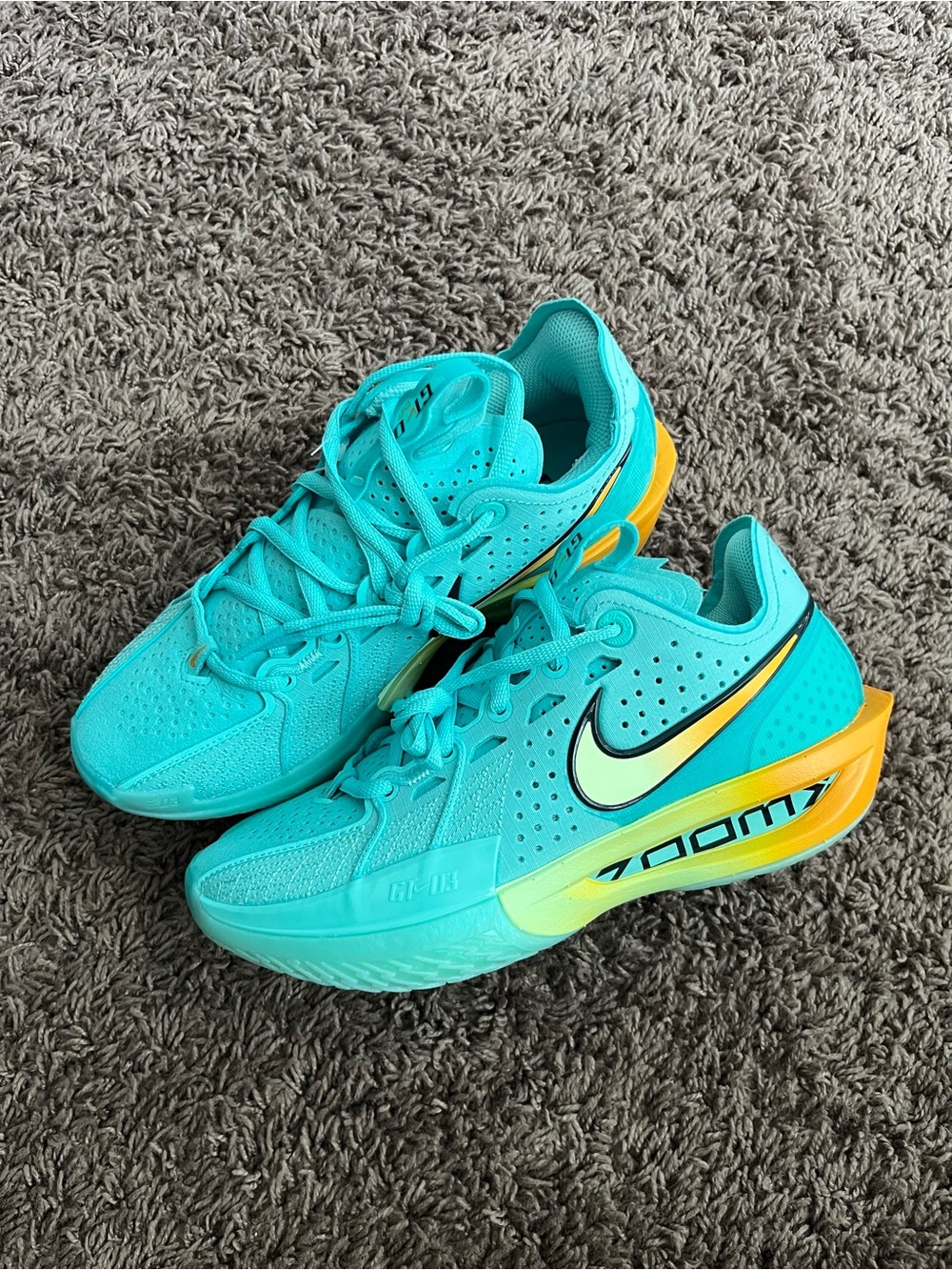 New Nike Air Zoom GT Cut 3 Bleached Turquoise Sundial Size 4.5 Mens